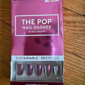 The Pop Nail Dashes Iridescent Pink Press-On Nails